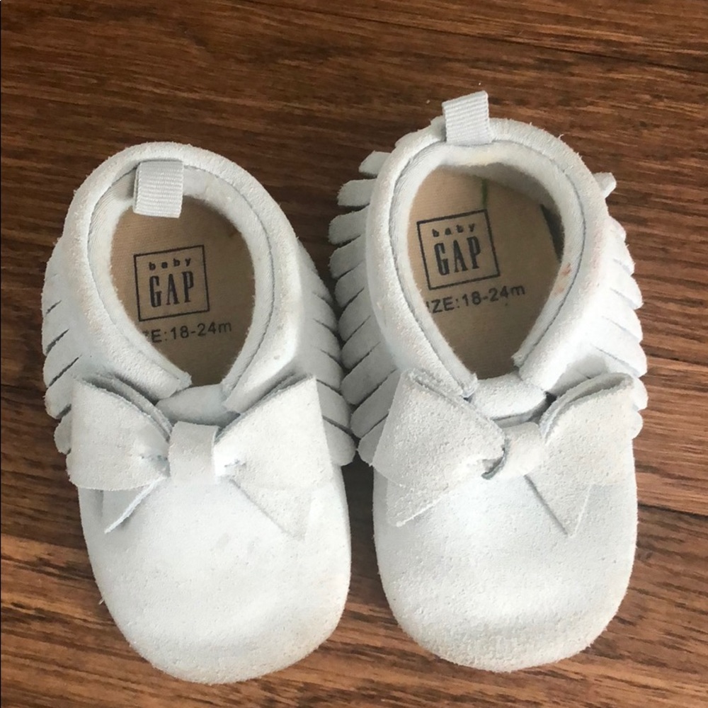 Baby blue, bow moccasin